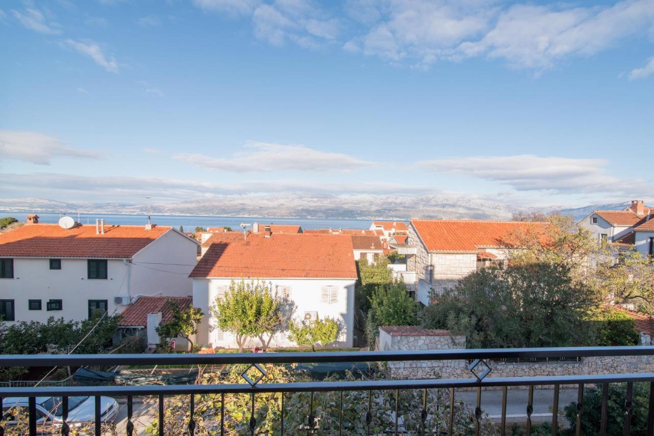 Mirjana Apartman Supetar